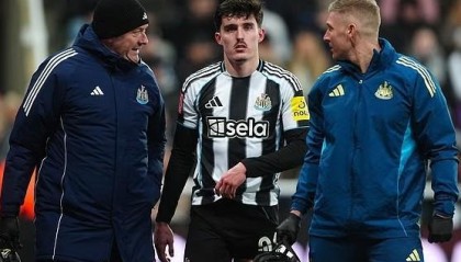 半岛体育APP-邮报：纽卡后卫利夫拉门托腿筋受伤，将缺席六到八周