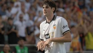 隆戈：哈维-格拉收到瓦伦西亚续约报价，他已与曼联达成基本协议